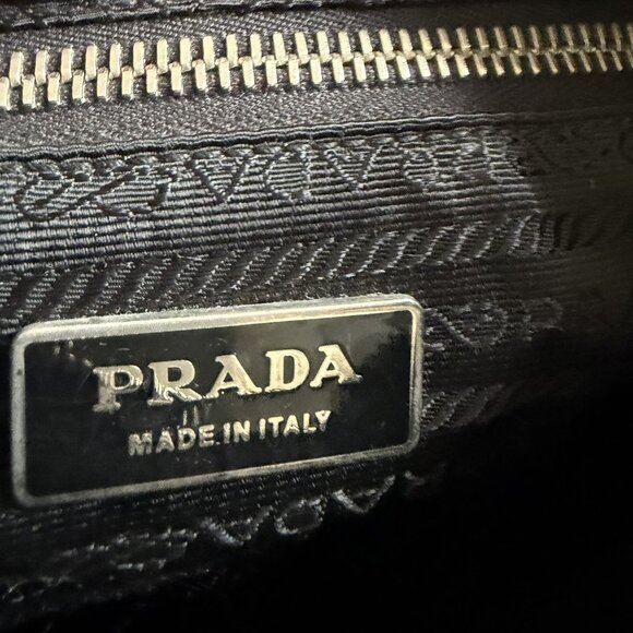 Vintage Y2K black Prada Saffiano Tessuto Nylon-Leather Bag w/chain - Picture 14 of 17